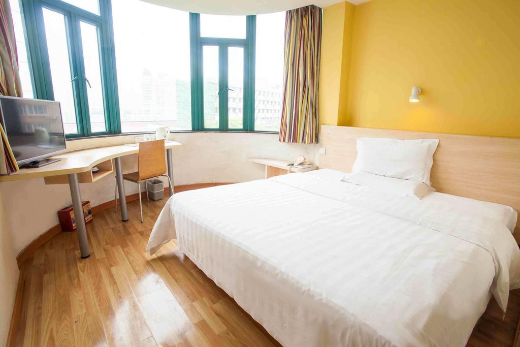 7Days Inn Bazhong Nanchi South Road Phoenix City المظهر الخارجي الصورة